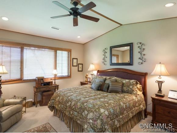 43 Creekside Way #J-301 - Photo 17