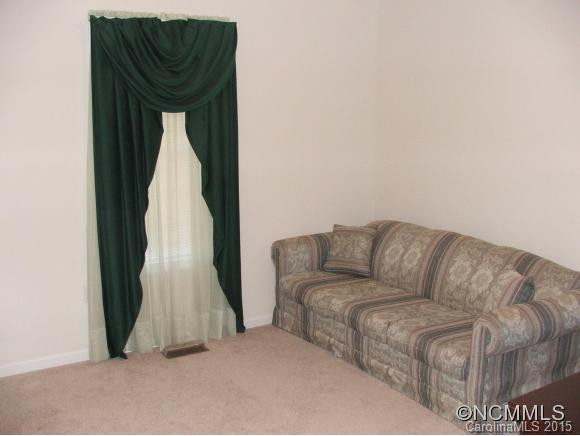 29 Cathy Court - Photo 11
