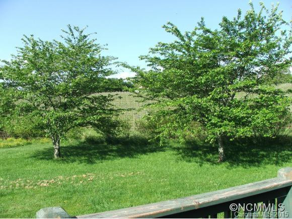 29 Cathy Court - Photo 17