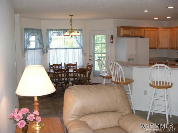 29 Cathy Court - Photo 4