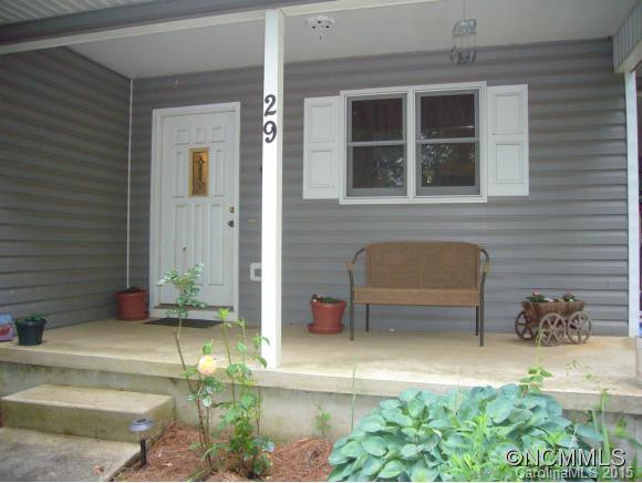 29 ORCHARD DRIVE - Photo 4