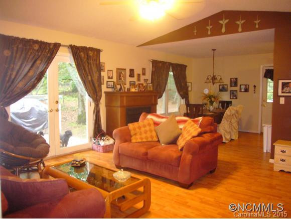 29 ORCHARD DRIVE - Photo 8