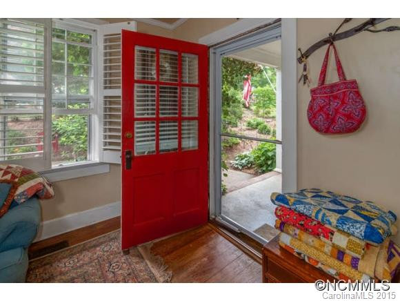 11 Enka Hillcrest Street - Photo 2