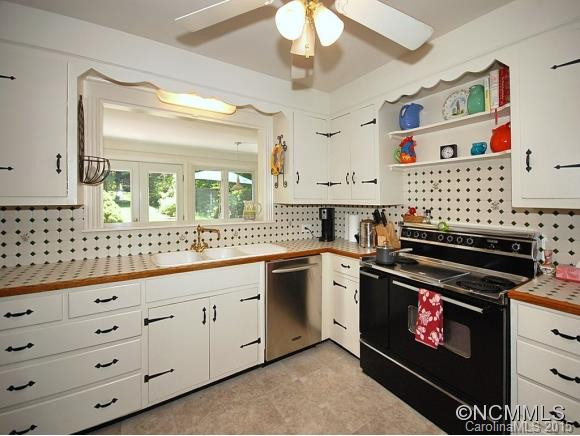 14 Hilltop Road - Photo 5