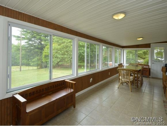 206 RAINBOW LANE - Photo 2