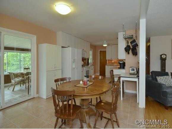 206 RAINBOW LANE - Photo 5