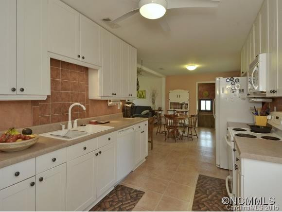 206 RAINBOW LANE - Photo 7
