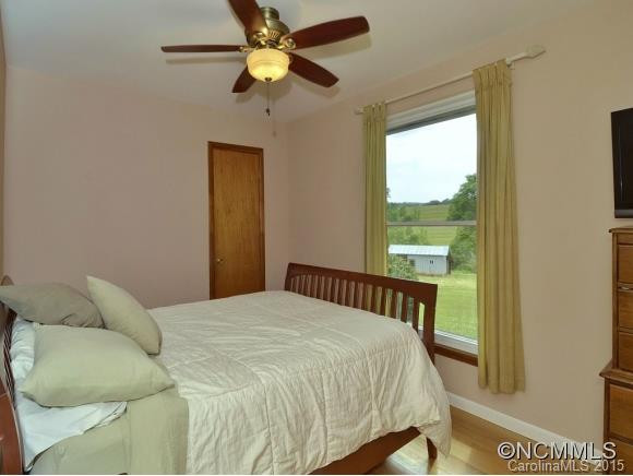 206 RAINBOW LANE - Photo 9