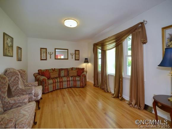 29 WAKE ROBIN WAY - Photo 2