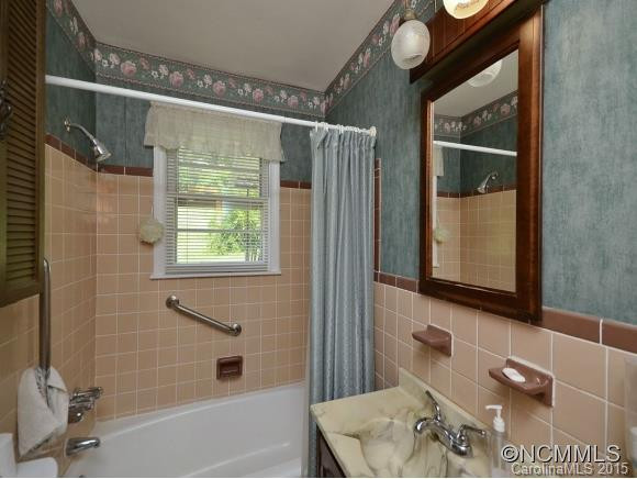 221 Alexander Road - Photo 13