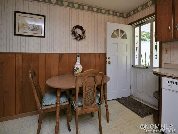 221 Alexander Road - Photo 4