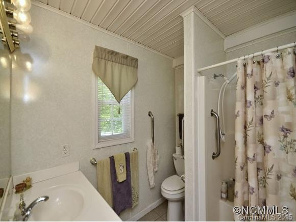 221 Alexander Road - Photo 10