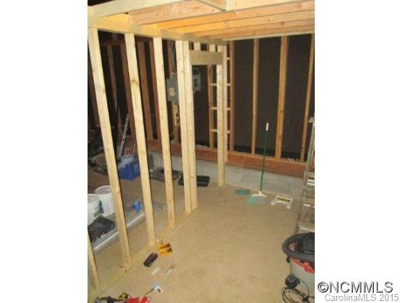 56 Imperial Court - Photo 7