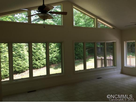 214 Woodland Court - Photo 3