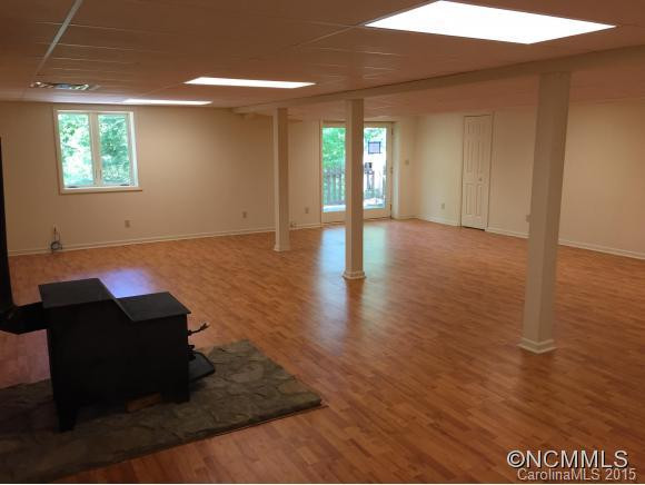 214 Woodland Court - Photo 4
