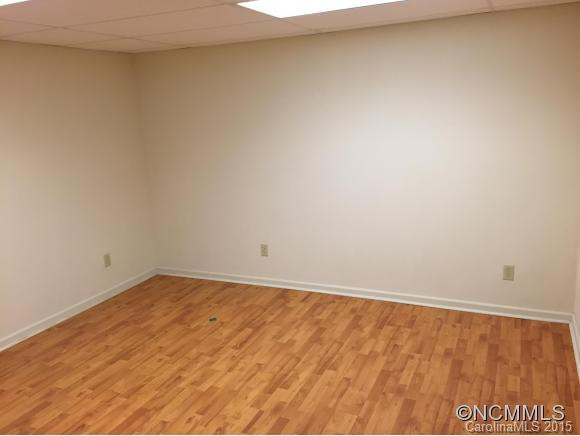 214 Woodland Court - Photo 5