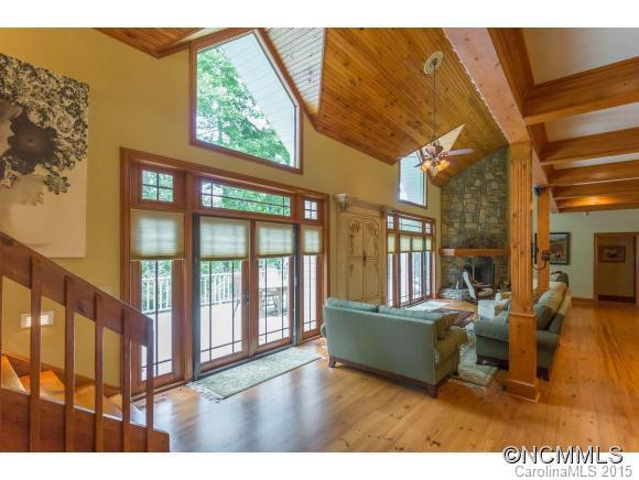 1750 Linden Grove Court - Photo 2