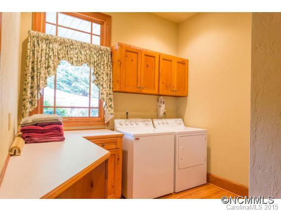 1750 Linden Grove Court - Photo 9