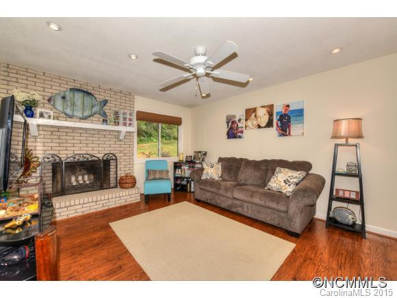 147 Camelot Drive - Photo 19