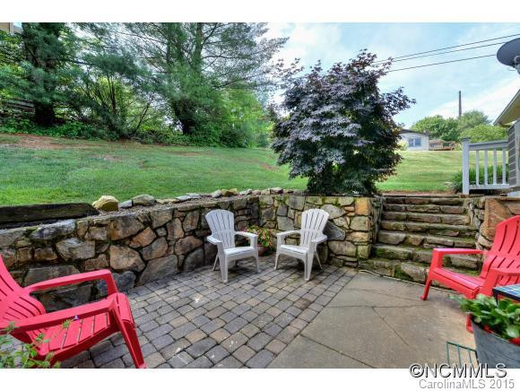 147 Camelot Drive - Photo 6