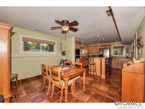 147 Camelot Drive - Photo 10