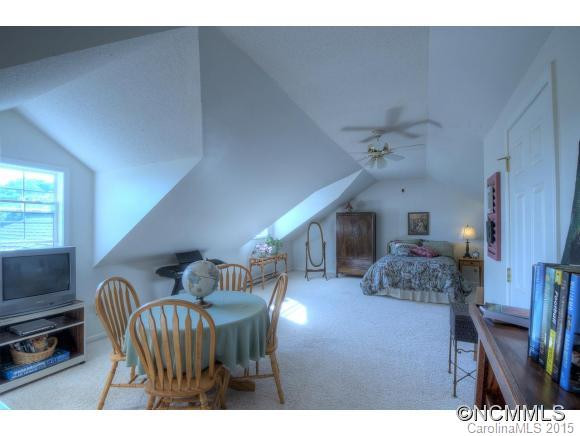 0939 Hobson Road Ext - Photo 9