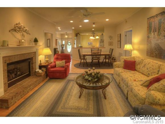 40 Cambridge Drive - Photo 2