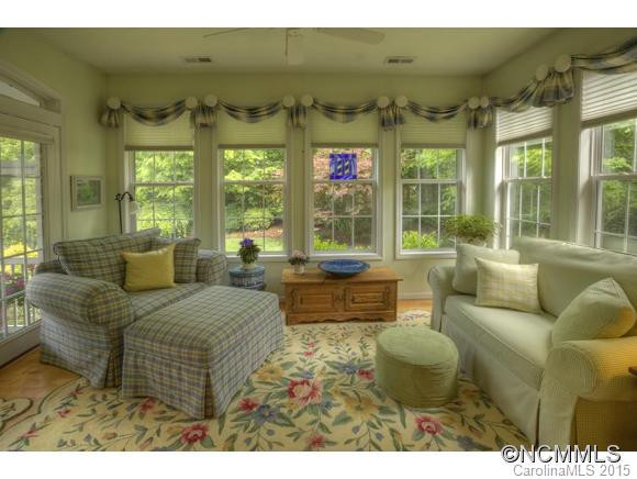 40 Cambridge Drive - Photo 11