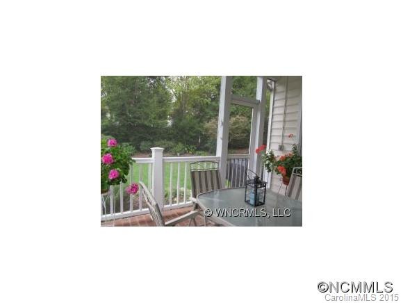 40 Cambridge Drive - Photo 14