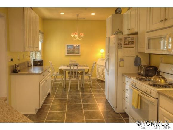 40 Cambridge Drive - Photo 4