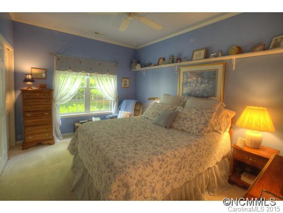 40 Cambridge Drive - Photo 10