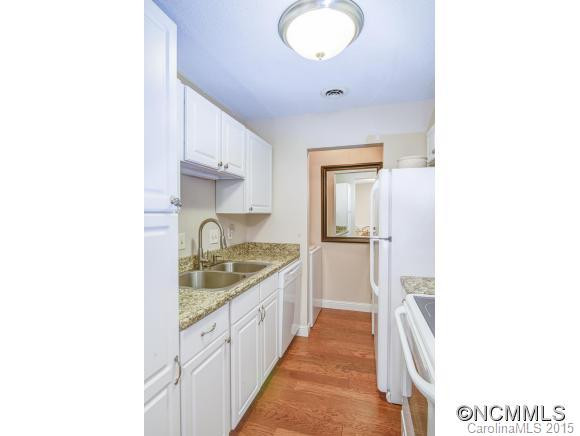 110 Heywood Rd Apt 15A - Photo 5