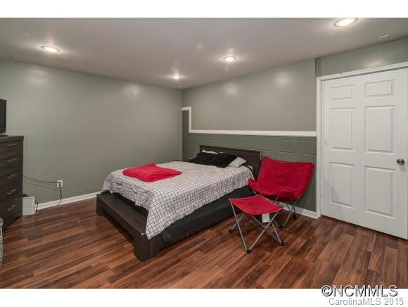 109 Glen View Rd - Photo 17