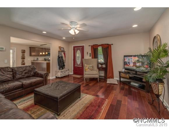 109 Glen View Rd - Photo 4