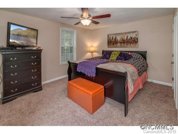 109 Glen View Rd - Photo 10