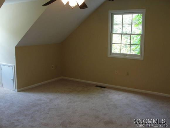 102 CHARLES RIDGE ROAD - Photo 11