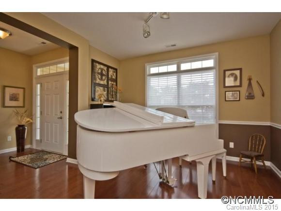 5 Stone River Drive - Photo 9