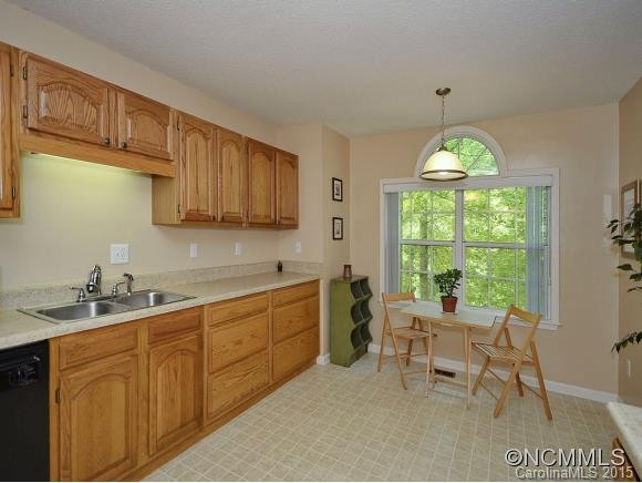 309 Derby Lane - Photo 11