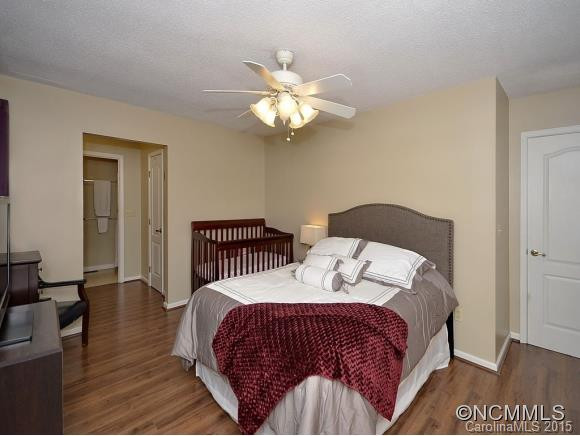 309 Derby Lane - Photo 13