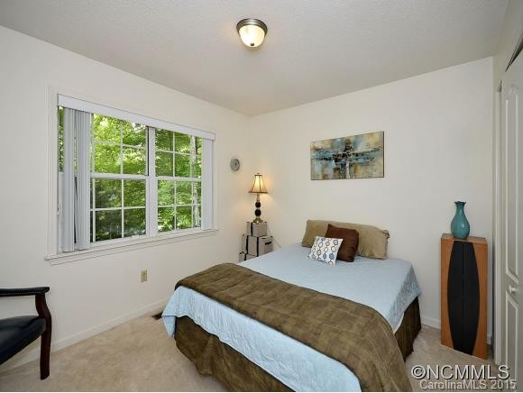 309 Derby Lane - Photo 15