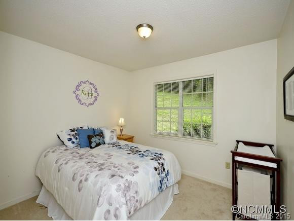 309 Derby Lane - Photo 17