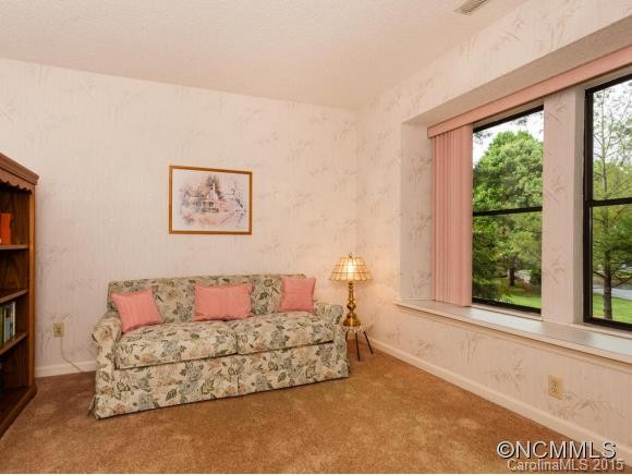 111 Cimarron Drive - Photo 16
