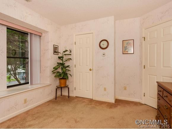 111 Cimarron Drive - Photo 17
