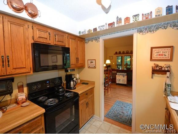 501 WHITE OAK DRIVE - Photo 6