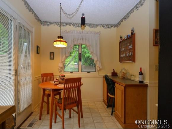 501 WHITE OAK DRIVE - Photo 7