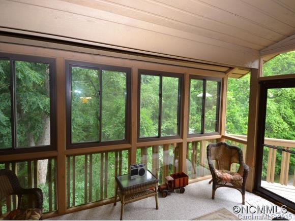501 WHITE OAK DRIVE - Photo 10