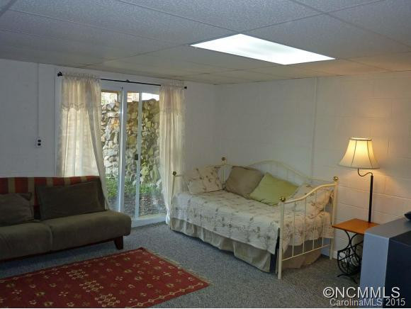 2390 River Rd. - Photo 9