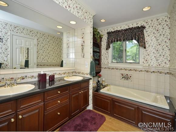 471 Cardinal Lane - Photo 11