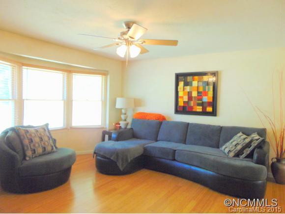 24 Graceland Place - Photo 3