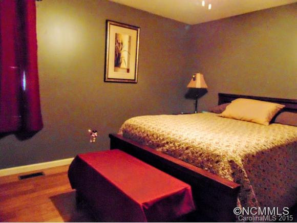 24 Graceland Place - Photo 9